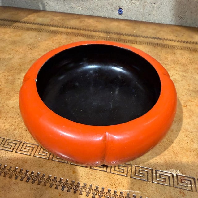 1960s Japanese Lacquerware Bowl/Tea Caddy Persimmon Shape Nishimura Shoun For Sale - Image 5 of 13