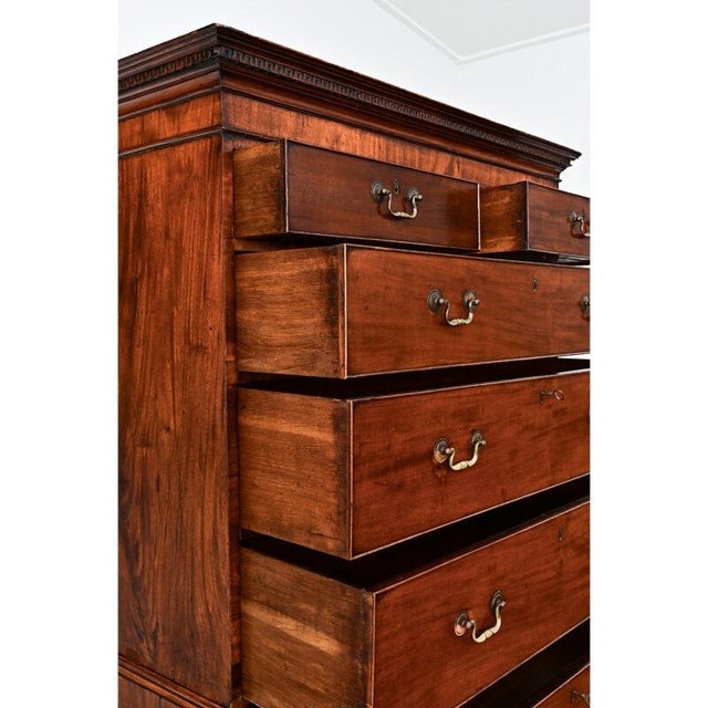 Auburn English 19th Century Mahogany Chest on Chest For Sale - Image 8 of 13