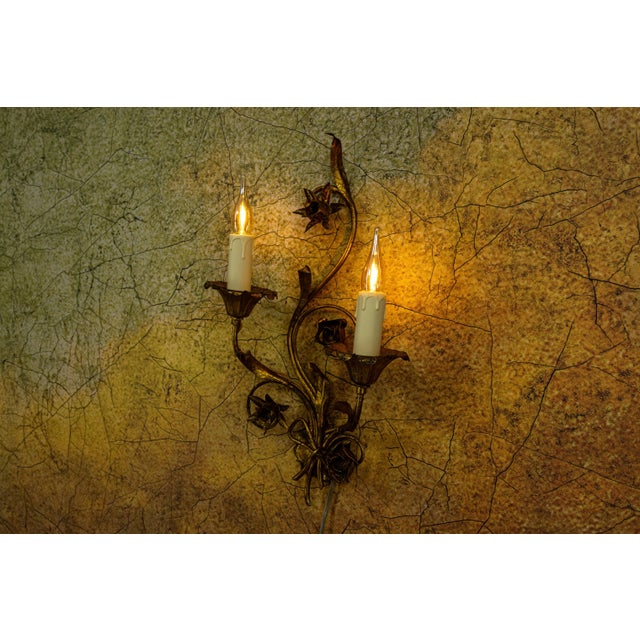 Hollywood Regency Hollywood Regency Gilt Metal Botanical Two-Light Wall Sconce, 1950s For Sale - Image 3 of 18