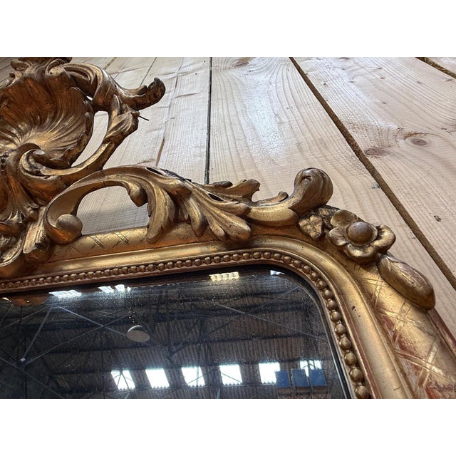 Louis Philippe Mirror with Pediment in Gilded Stuccoed Wood For Sale - Image 5 of 11