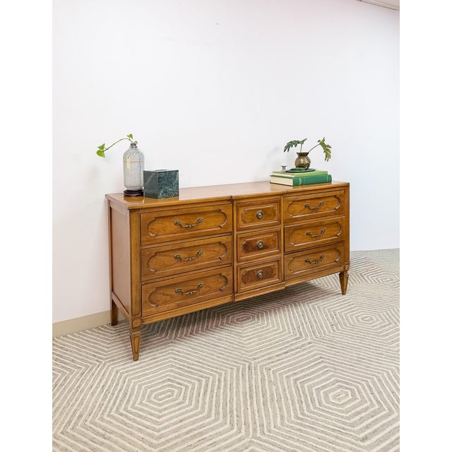 Brown Vintage Thomasville 9-Drawer Dresser Transitional Wood Chest MCM Ornate Long Boy For Sale - Image 8 of 15