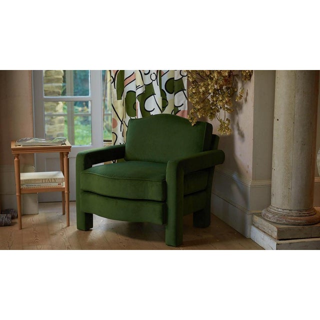 Our Elio armchair is inspired by both modern and traditional silhouettes. We wanted to design a shape that exposes the key...