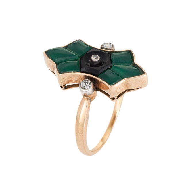 Finely detailed vintage Art Deco chrysoprase, onyx & diamond ring (circa 1925 to 1930s) crafted in 14k yellow gold. Carved...