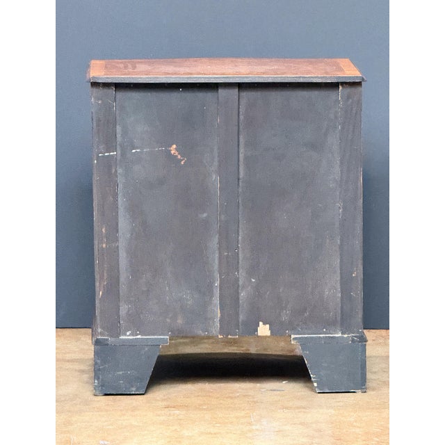 Cinnamon English Bachelor's Small Chest or Bedside Cabinet of Burl Walnut For Sale - Image 8 of 14