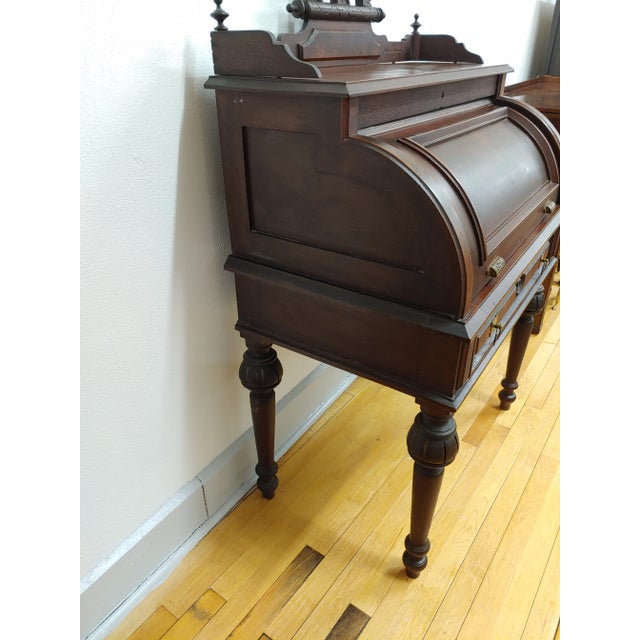 Antique 19th Century Mahogany Renaissance Revival Banker's Cylinder Secretary Desk For Sale In New York - Image 6 of 13
