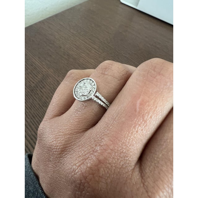 Metal Modern Contemporary Natural Diamond 0.60 Carat White Gold Engagement Ring For Sale - Image 7 of 8