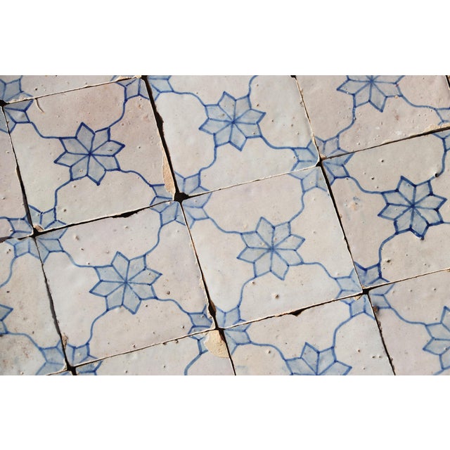 Antique 18th Century Set of 46 Portuguese Tiles Rare Floral Baroque Pattern For Sale - Image 17 of 18