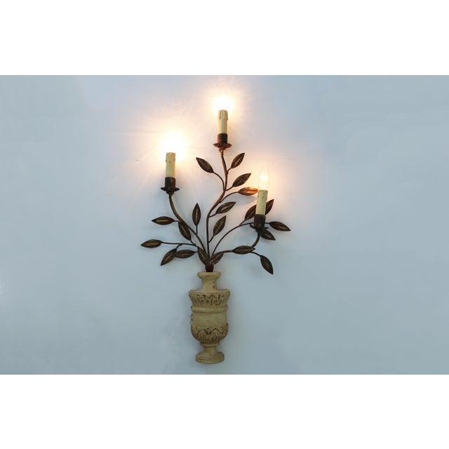 Hollywood Regency Large Florentine Wall Lights, Italy, 1980s, Set of 2 For Sale - Image 3 of 7