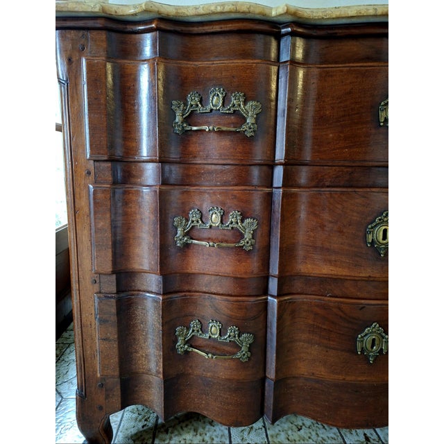 Louis XV Bordeaux-Style Mahogany Commode with Marble Top For Sale - Image 5 of 9