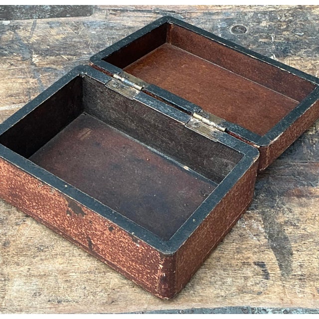 Brown Vintage Distressed Lidded Box For Sale - Image 8 of 12