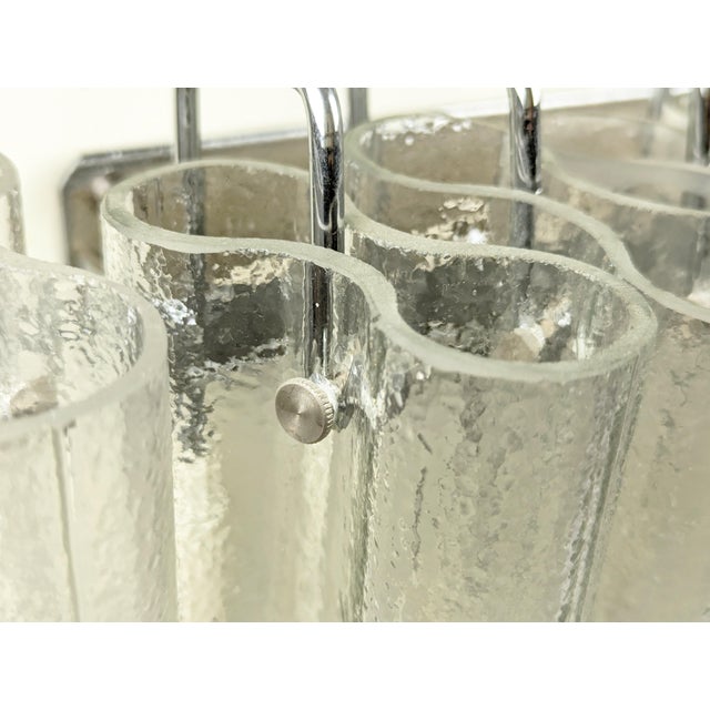 Italian Sconce in Clear Molded Glass and Chrome-Plated Metal, 1970s For Sale - Image 6 of 16