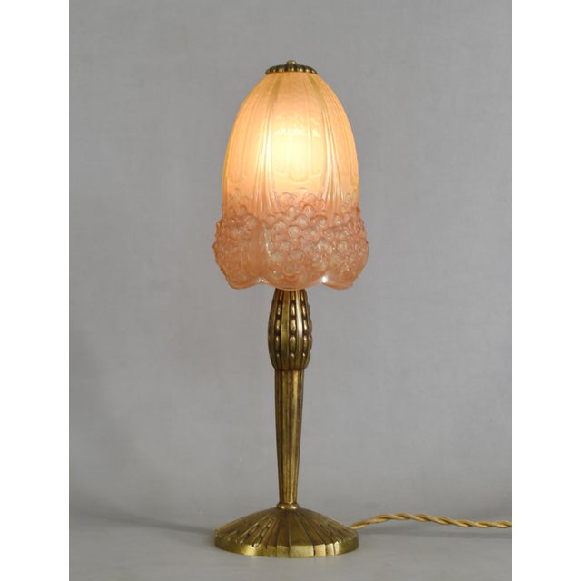 Hettier et Vincent & Muller frères A stunning French 1925-1930 art deco lamp by Hettier & Vincent in bronze or solid...