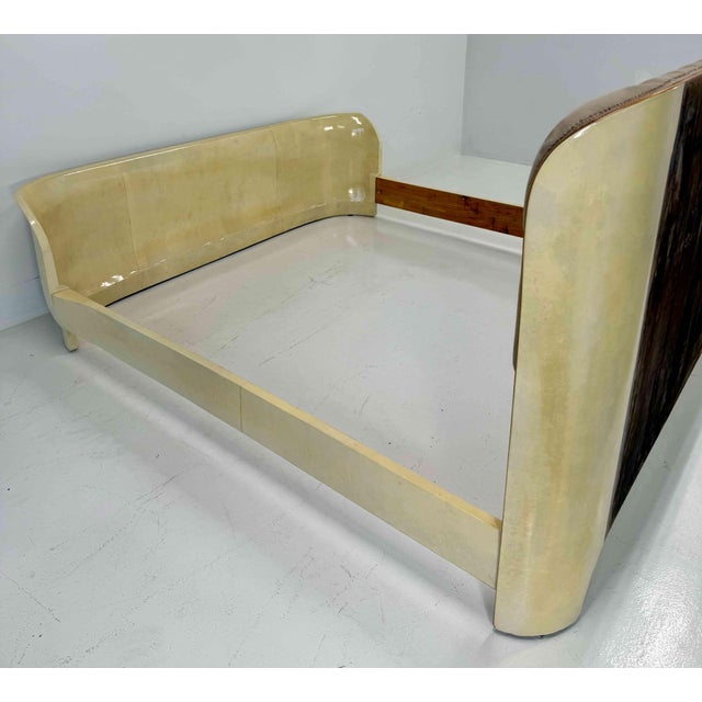 Italian Art Deco Bed in Parchment Leather with Beige Velvet Capitonné, 1940s For Sale - Image 10 of 12