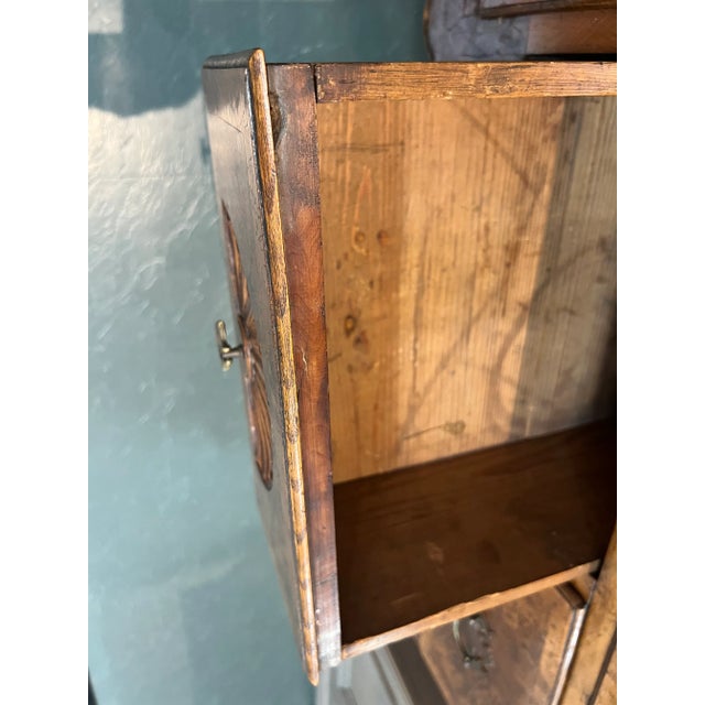 A beautiful American Chippendale style walnut Bonnet Top Highboy with shell carved drawers, fluted chamfered corners, and...