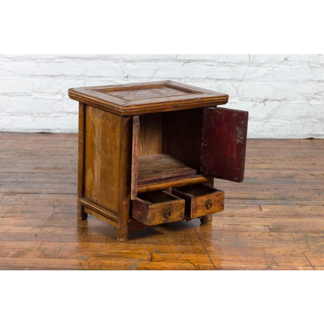 Early 20th Century Chinese Elmwood Bedside Cabinet with Weathered Patina For Sale - Image 10 of 13