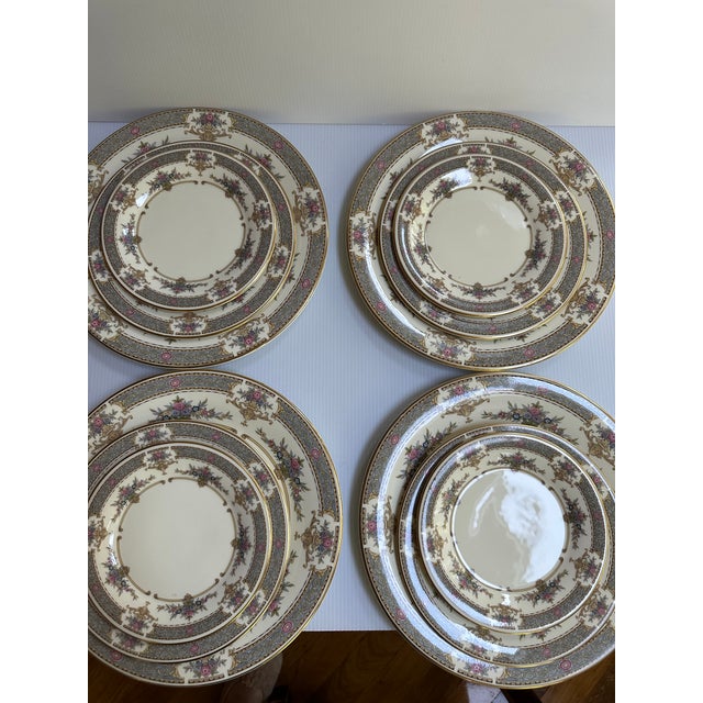 Beautiful Vintage Minton England "Persian Rose" pattern Plate Setting for Four(4). Its include 4 Dinner 10.5" plates, 4...