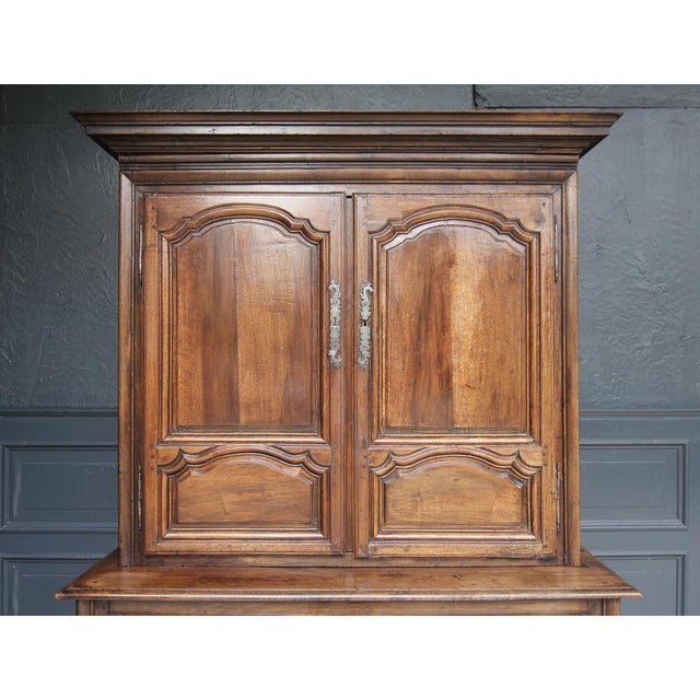 French Buffet À Deux Corps in Walnut For Sale - Image 9 of 18