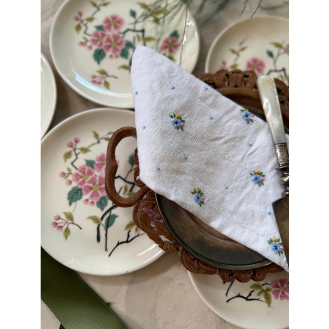 Chinoiserie Mid 19th Century MCM Harmony House in Temple Flower 6.25” Plates | Pink Chinoiserie Chic - Set of Five (5) For Sale - Image 3 of 8