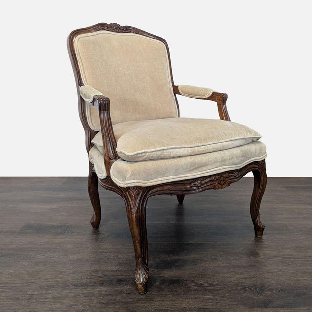 Dimensions (in): 26W x 22D x 37H.