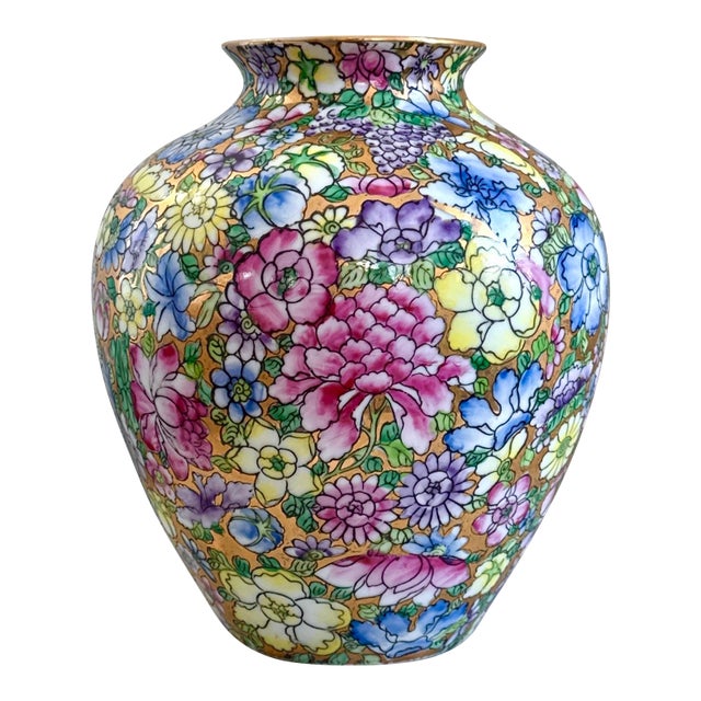 Vintage Japanese Porcelain Mille Fleur "Thousand Flowers" Vase / Urn For Sale