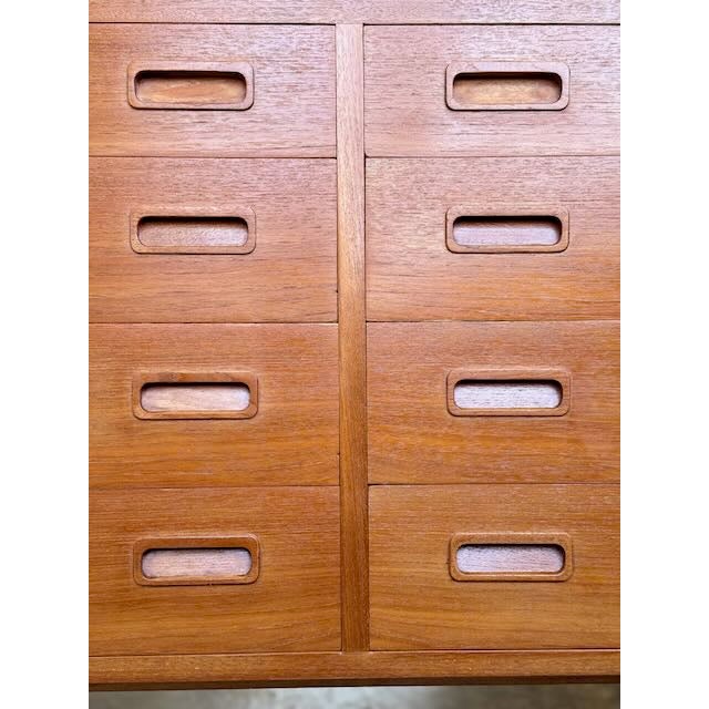 1960s Danish Teak 8 Drawer Dresser by Hundevad For Sale - Image 14 of 14