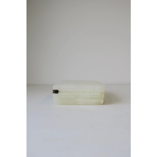 White English Onyx Marble Jewelry Box For Sale - Image 8 of 12
