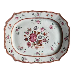 Antique 18th Century Chinese Export Porcelain Platter in Famille Rose Palette