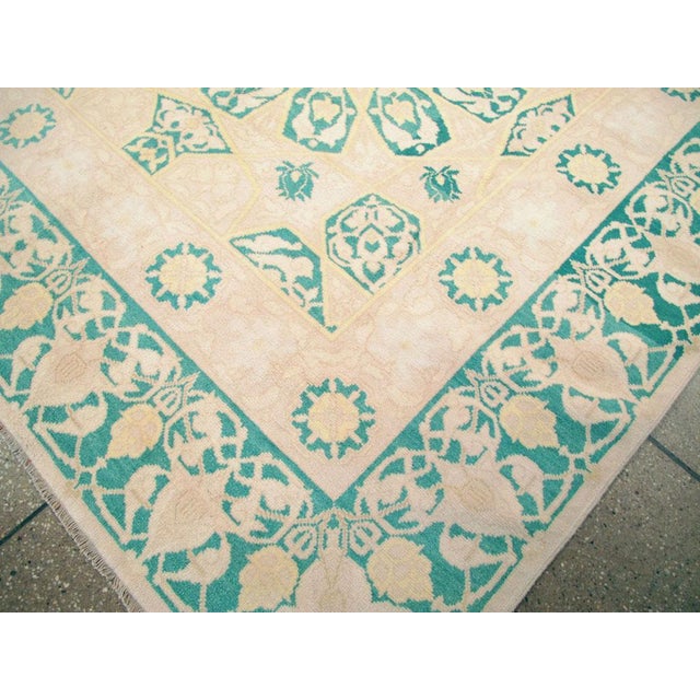 Galerie Shabab Collection Mid-20th Century Indian Cotton Agra Carpet For Sale - Image 9 of 10