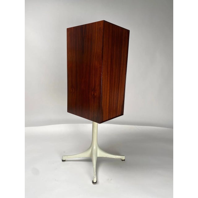 Model 5517 Chest of 9 Drawers by George Nelson for Herman Miller, 1952 For Sale - Image 10 of 11