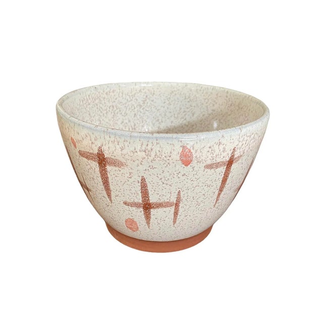 This is a Mid-Century Modern Vintage Walter Sullivan Roche hand-crafted art pottery bowl. It is a natural terra cotta clay...