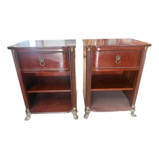 Pair of Bombay Company Neoclassical Mahogany Nightstands With Gilt Paw Feet For Sale