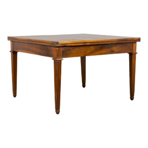 19th Century French Neoclassical Louis XVI Walnut Extendable Dining Table