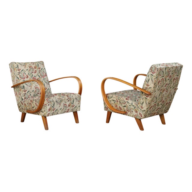 Sculptural Bentwood Lounge Armchairs by Jindřich Halabala, Czechoslovakia, 1940s, Set of 2 For Sale