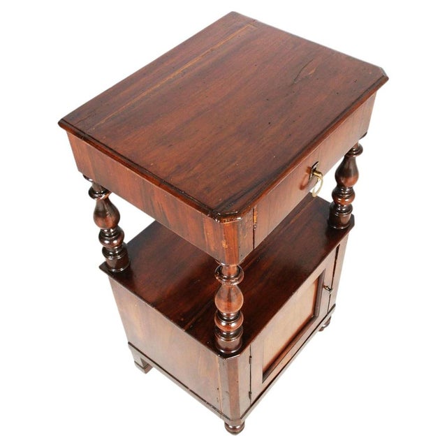 Italian Walnut Bedside Table with Drawer and Cabinet, Late 19th Century, in Very Good conditions. Designed 1890 to 1919...