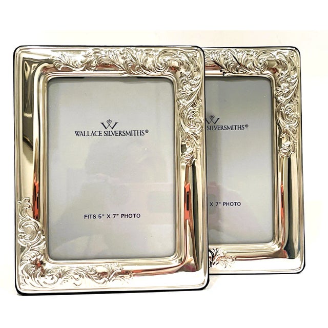 Late 20th Century Vintage Silver Plate Picture Frames by Wallace - A Pair For Sale - Image 5 of 15
