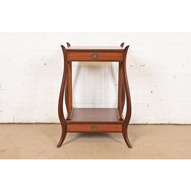 English Maslow Freen French Regency Louis XVI Carved Mahogany Nightstand or Occasional Side Table, Newly Refinished For Sale - Image 3 of 15