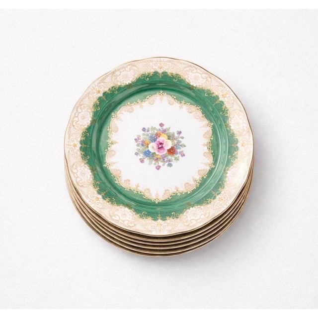 Green Rare 12 Antique Crown Staffordshire Dinner Plates | Fine Porcelain For Sale - Image 8 of 10