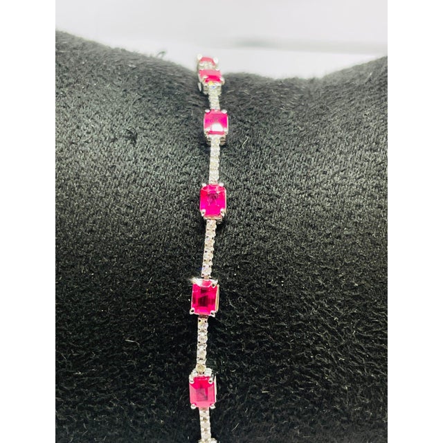 Gemstone Natural 18k Gold Ruby 3.71ct & Diamond 0.39ct Bracelet For Sale - Image 7 of 9