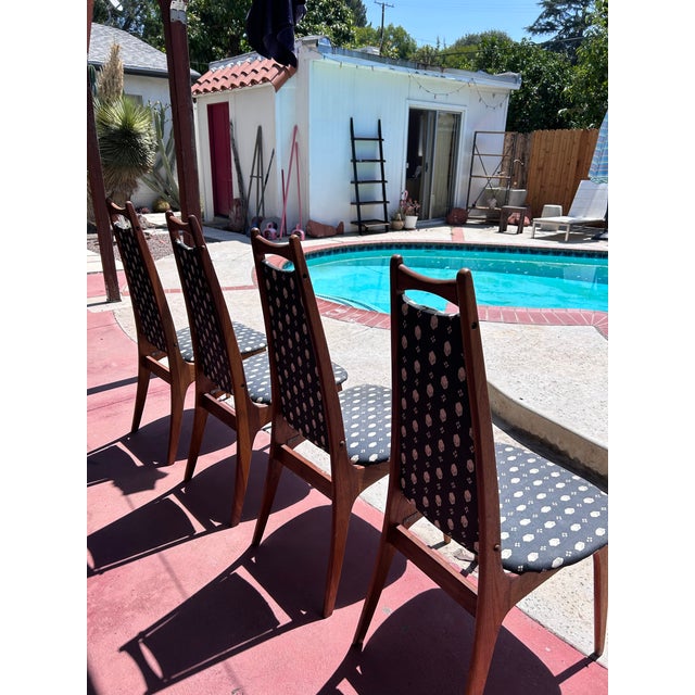 Mid-Century Modern Set of 4 Danish Modern Teak Dining Chairs, C. 1960s For Sale - Image 3 of 9