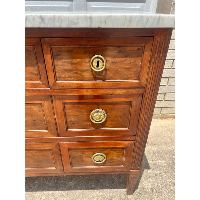 French 19th Century Louis XVI Walnut Carrara Marble Top Chest of Drawers For Sale - Image 11 of 12