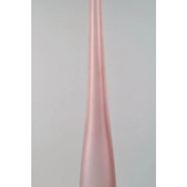 Colossal Murano Pink Vase For Sale - Image 5 of 10
