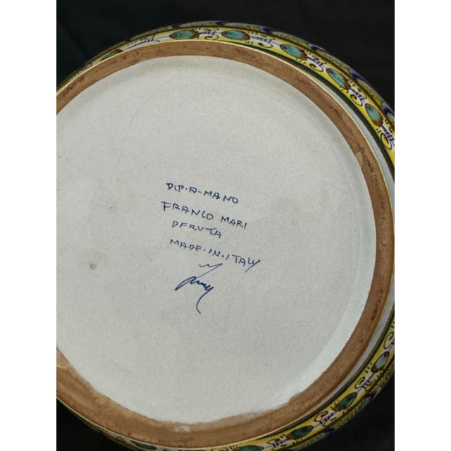 Franco Mari Deruta Hand-Painted Italian Maiolica Jardinière and Pedestal For Sale - Image 12 of 12