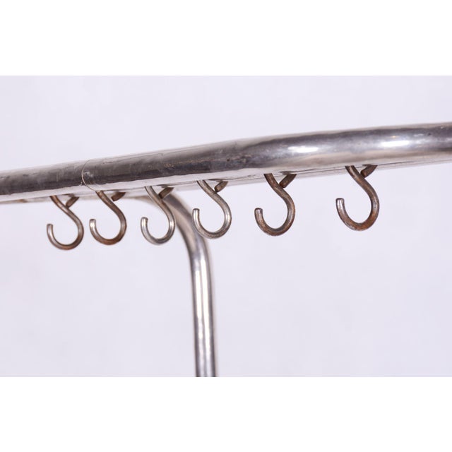 1930s Vintage Bauhaus Wall Shelf in Chrome-Plated Steel, 1930s For Sale - Image 5 of 9