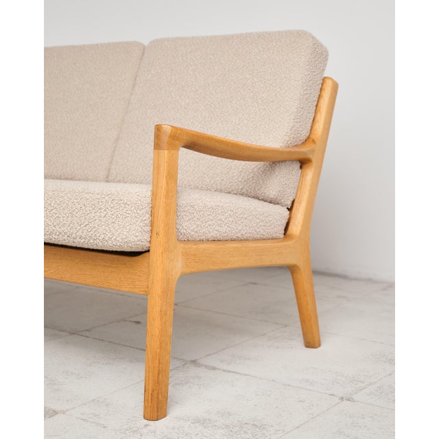 Mid-Century Danish Three-Seater Sofa in Oak with Bouclé Cover by Ole Wanscher for France & Son, 1950s For Sale - Image 12 of 18