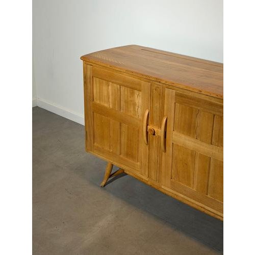 Model 120 Sideboard in Elm from Ercol For Sale - Image 4 of 7