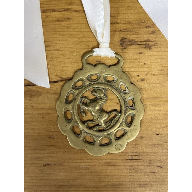 This exquisite vintage English horse brass ornament is a timeless piece of equestrian heritage. Traditionally used to...