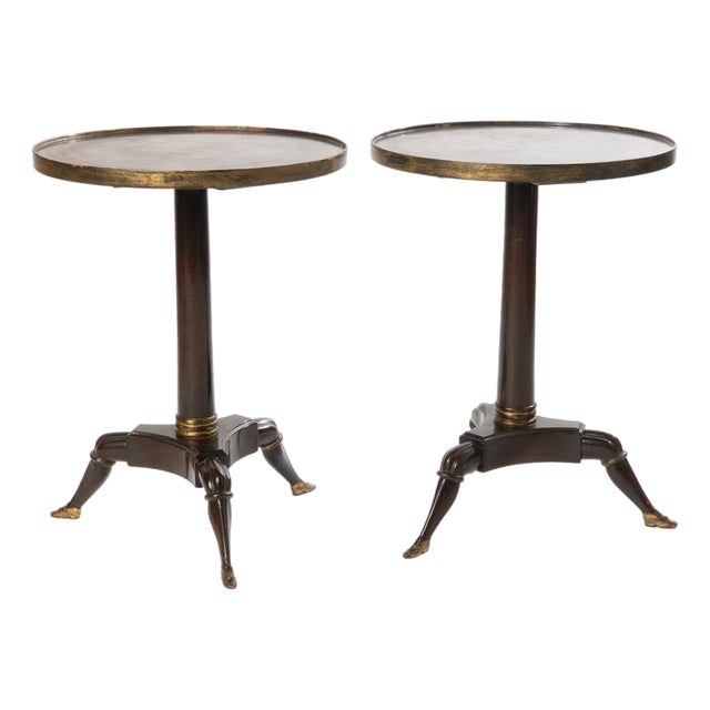 Early 20th Century Pair of Round Side Tables With Isle of Man Tripod Bases For Sale