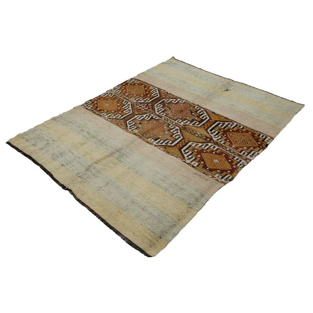 Traditional Vintage Modern Turkish Kilim Rug- 4′6″ × 6′ For Sale - Image 3 of 7