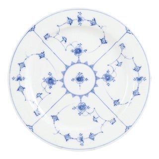 Blue Fluted Porcelain Plain Dish form Royal Copenhagen, 1800 For Sale
