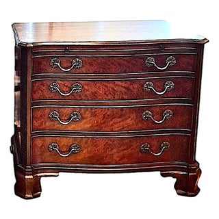 Antique George III-style Mahogay Chest of Drawers For Sale